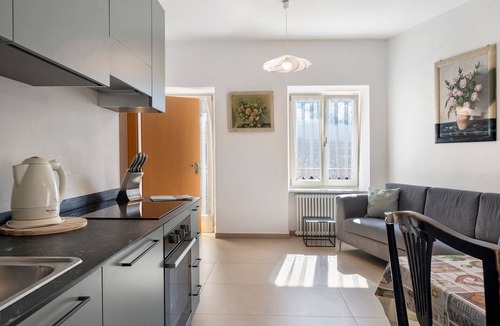 Brez Apartment | Apartment 'La Canonica Abete' with Mountain View, Shared Garden and Wi-Fi
