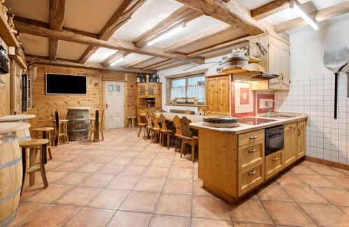 Valtellina Apartment | Apartment "Larice Chalet Cambra" with Mountain View, Terrace & Garden