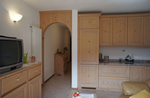 Molveno Apartment | Apartment 'Le Coccinelle' with Sea View and Balcony