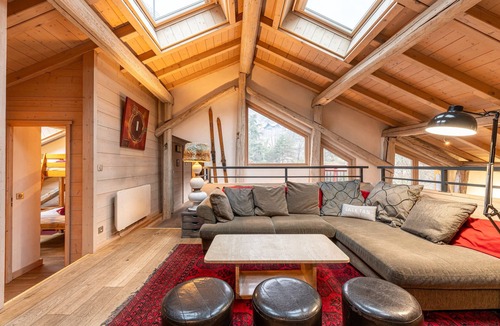 Brides-les-Bains Apartment | Apartment "Le Galetas" with Mountain Views and Wi-Fi