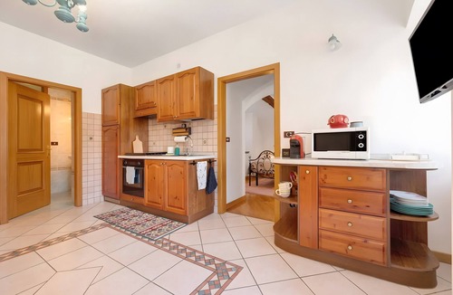 Cares Apartment | Apartment 'Le More' with Mountain View, Balcony and Wi-Fi