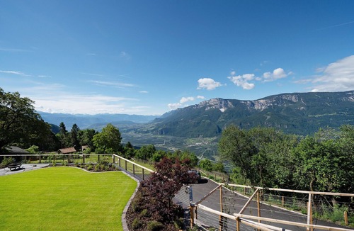 Salonetto Apartment | Apartment 'Lodge Lavendel' with Mountain View, Private Terrace and private sauna
