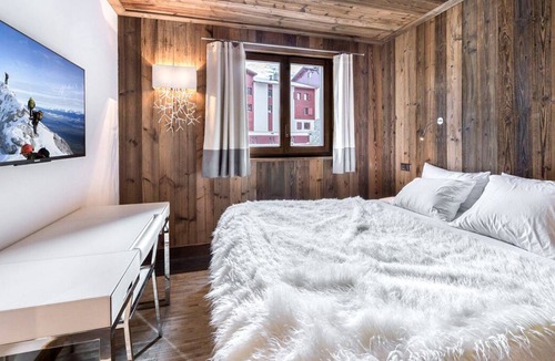 Val-d'Isere Villa | Apartment Lucienne - Four Bedroom Villa, Sleeps 8