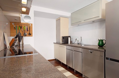 Langen bei Bregenz Apartment | Apartment Marianne with Mountain View, Private Terrace, and Wi-Fi