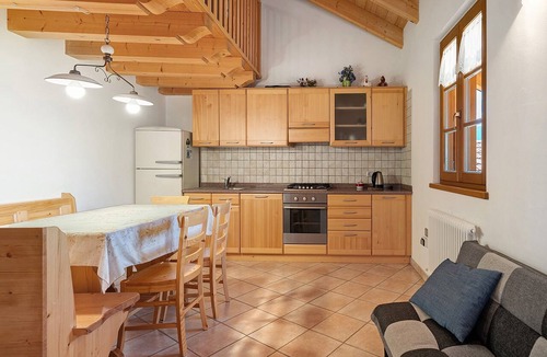 Altavalle Apartment | Apartment 'Maso Bornie Fior Di Melo' with Mountain View, Shared Terrace and Wi-Fi