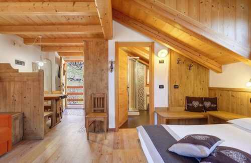 Rabbi Apartment | Apartment 'Monolocale Mas Di Zonadi' with Mountain View and Wi-Fi