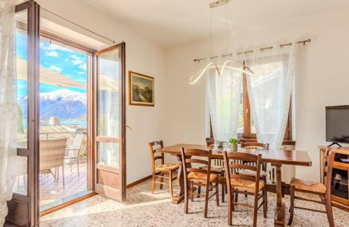 Gera Lario Apartment | Apartment Onda Blu by Interhome