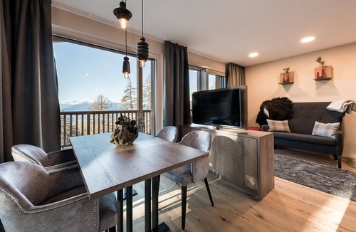 Avelengo Apartment | Apartment 'Piz Aich Natur Chalet Panorama' with Mountain View, Balcony and Wi-Fi