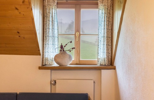 Renon Apartment | Apartment 'Ronacherhof Ringelblume' with Shared Garden and Wi-Fi