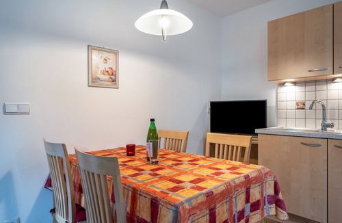 Vollan Apartment | Apartment 'Stettnerhof Laugen' with Mountain View, Terrace & Wi-Fi