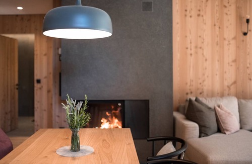 Ultimo Apartment | Apartment 'Sunnseit Luxury' with Lake View, Balcony and Wi-Fi