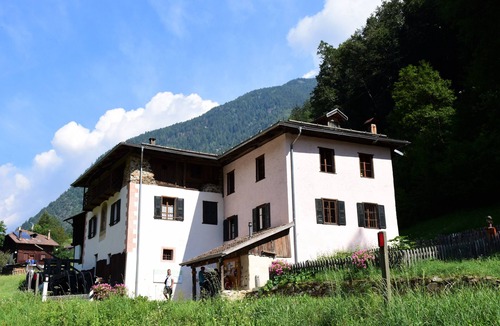 Pracorno Apartment | Apartment 'Trilocale 5' with Shared Garden, Balcony and Wi-Fi