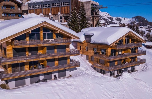 Riederalp Apartment | Apartmenthaus Riederhoru A 1. OG Ost by Interhome