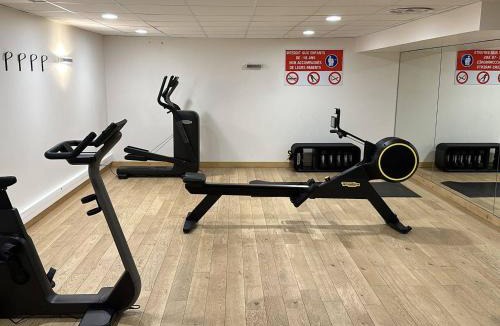 Arc-1600 Apartment | Appart cosy 3 pièces, ski-in/out, piscine & spa, 8-10 pers. - FR-1-461A-26