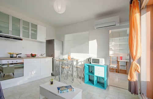 Fabron Apartment | Appartement Fabrina with Balcony and Pool, Nice, France