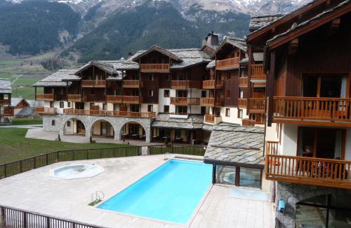 Val Cenis Apartment | Appartement 6 pers, 2 ch, parking, pied de pistes, piscine - FR-1-508-234