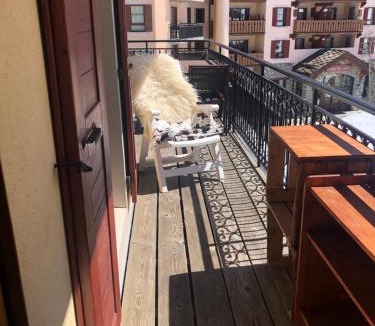 Arc-1950 Apartment | Appartement T3 ARC 1950 skis aux pieds Sauna, Hammam, Jacuzzi