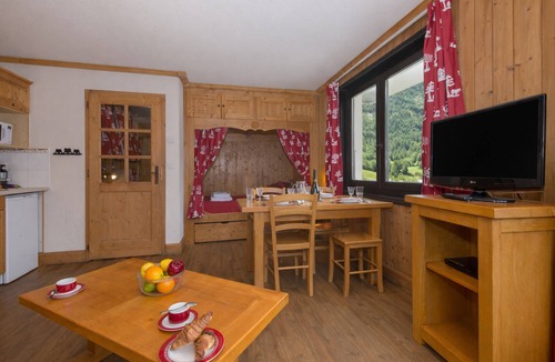 Les Houches Apartment | Apt Anaïte15 for 4 near Bellevue Lift, Les Houches (Chamonix), France