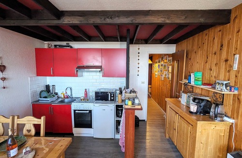 Besse-et-Saint-Anastaise Apartment | Apt F2 (38m²) - Sleeps 5 - In the heart of the Super Besse resort - 200m from the slopes