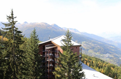 Arc-1800 Apartment | Arc 1800 - DUPLEX - 6 people-50m2-Free covered parking -Very nice view.