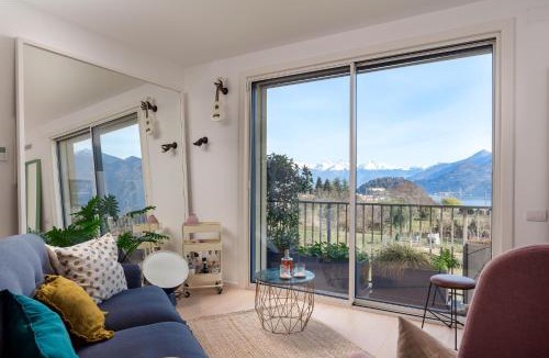 Visgnola Apartment | Aria Bellagio - Boutique Lake View Apt - Free Parking & Late Check-out 12pm