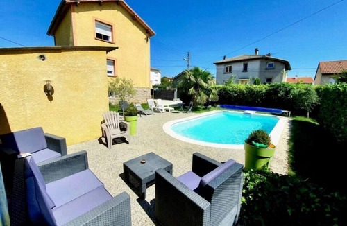 Sorbiers House | Aux Deux Lots
