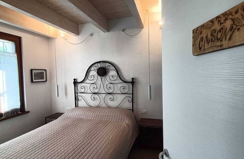 Carbonara al Ticino Bed & Breakfast | B&B Borgo Tre Case - Casoni room with breakfast, free Wi-Fi and parking