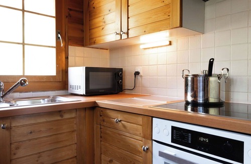 Les Mayens-de-Sion House | Beautiful private villa for 7 guests with balcony and pets allowed