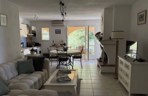 La Garde-Freinet Apartment | Beautiful 3 bedroom apartment