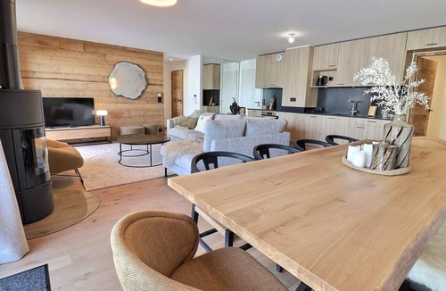 Meribel-Mottaret Apartment | Beautiful 4-room cabin, 8 people, sauna, parking, Méribel