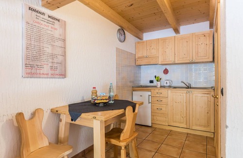 Pinzolo Apartment | Beautiful 'Adamello 15' Apartment with Wi-Fi