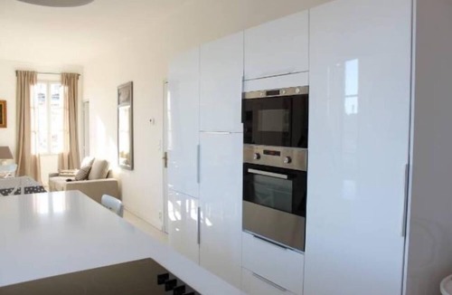 Avignon City Centre Apartment | Beautiful and quiet apartment in the heart of the Cité des Papes