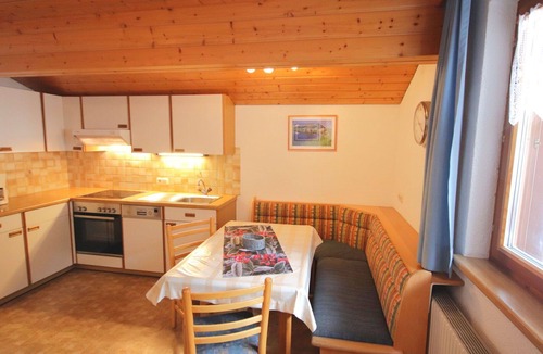 Gaschurn Apartment | Beautiful apartment for 5 guests with WIFI, TV, patio and pets allowed
