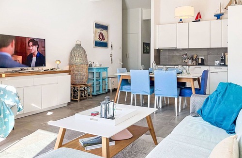 Bouveret Apartment | Beautiful apartment for 4 guests with WIFI, TV, balcony, pets allowed and panoramic view