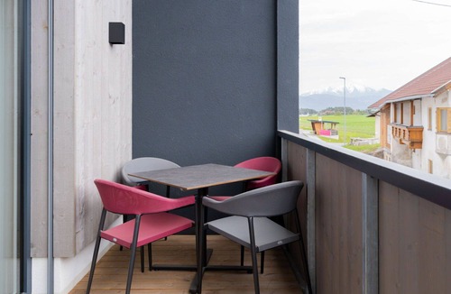 Mieming Apartment | Beautiful apartment for 6 people with WIFI, TV and patio
