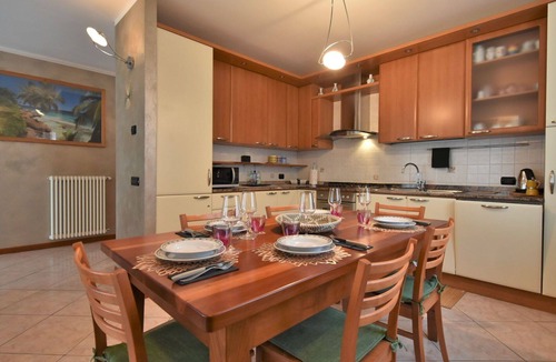Valtellina Apartment | Beautiful apartment for 5 guests with A/C, WIFI, TV and terrace