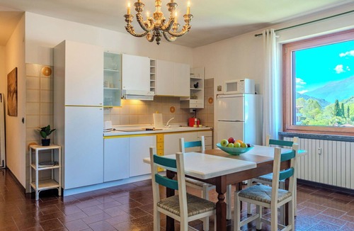 Colico Piano Apartment | Beautiful apartment for 4 guests with A/C, WIFI, TV and balcony