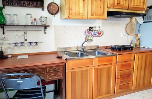 Peglio Apartment | Beautiful apartment for 3 people with WIFI, TV, patio and pets allowed