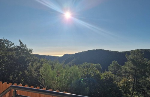Tourrettes-sur-Loup Villa | Beautiful family villa with sea view, swimming pool and jacuzzi