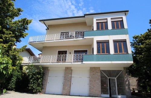 Cissano House | Beautiful private villa for 11 people with WIFI, TV, balcony and pets allowed