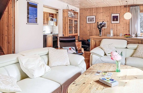 Morgins House | Beautiful private villa for 7 people with WIFI, TV, patio, pets allowed and panoramic view