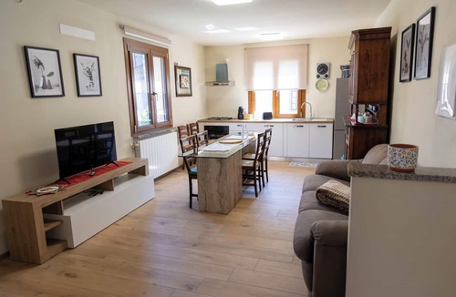 Capo di Ponte Apartment | Borgo Antico Apartment - La CASA di Nonno Angelo