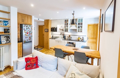 Les Tines Apartment | Bright Apartment At The Door Of Chamonix