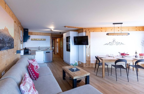 Villars-sur-Ollon Apartment | Bristol C40 by Interhome