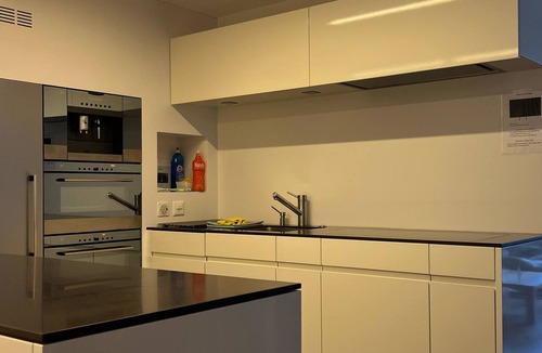 Spiez Apartment | Buchtoase Appartement/Fewo 4-Bett Wohnung by Interhome