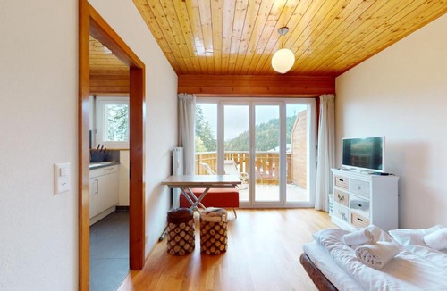 Vermala Apartment | Calm studio with balcony in Crans-Montana