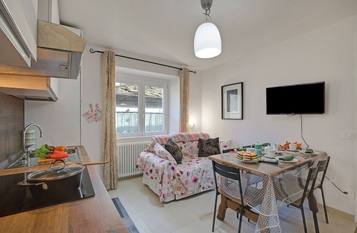 Ornavasso Apartment | Casa del Nildo near Mountain and Lake Mergozzo, Ornavasso, Italy