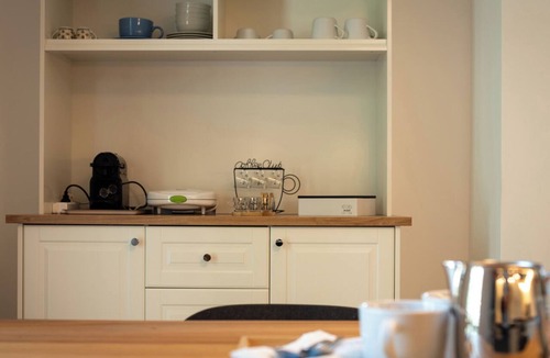 Predore Apartment | CASA RITA - VACATION RENTAL - FREE PARKING - GARDEN WITH BARBECUE AND TERRACES