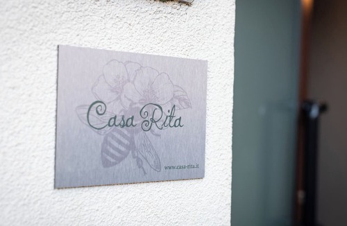 Predore Apartment | CASA RITA - VACATION RENTAL - FREE PARKING - GARDEN WITH BARBECUE AND TERRACES
