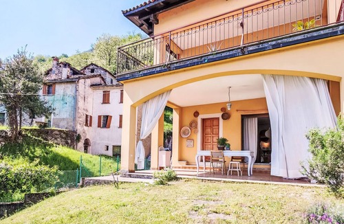 Gera Lario Apartment | CasaFiu'Hand Made Nest by Interhome
